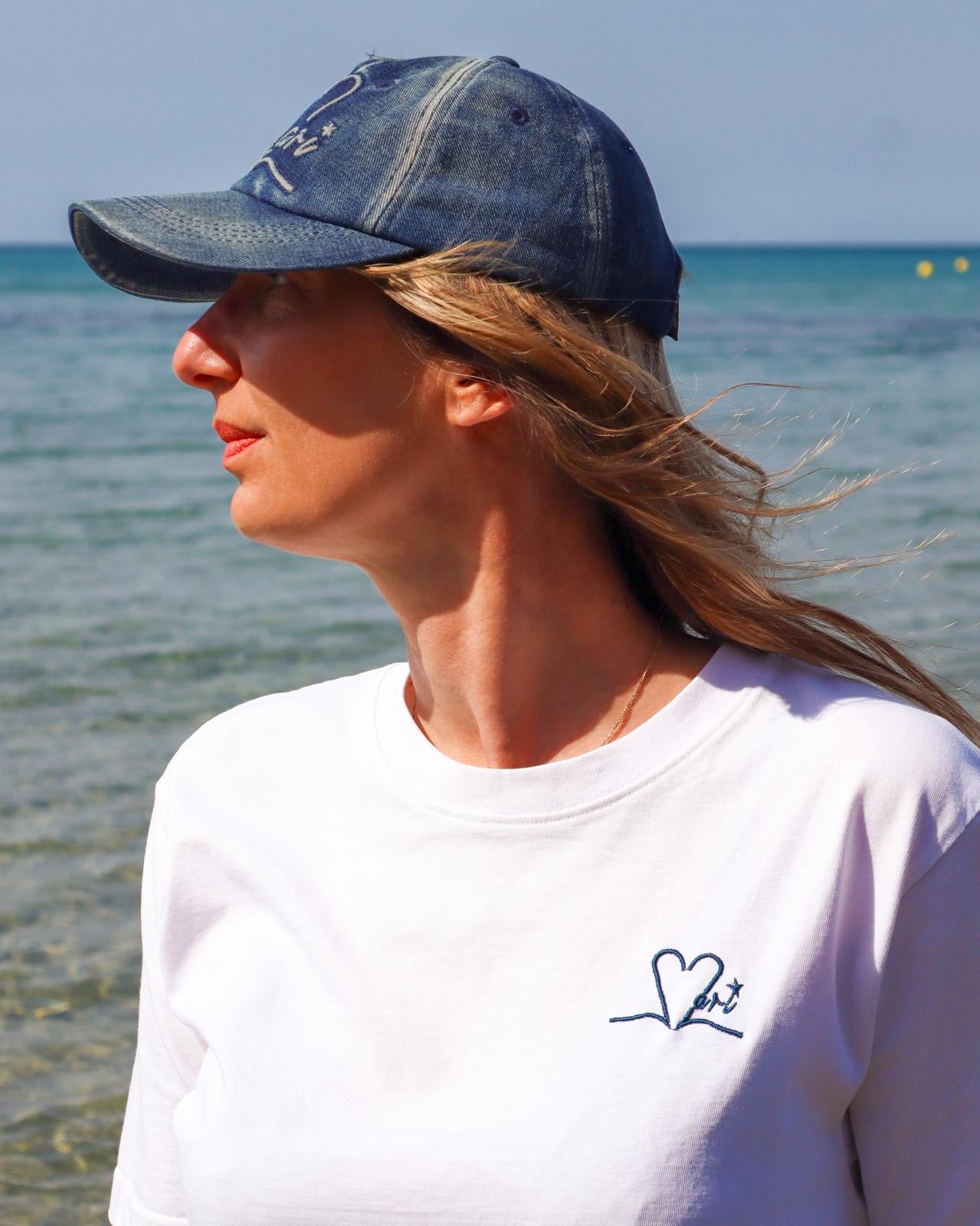 Tee shirt signature blanc brodé marine
